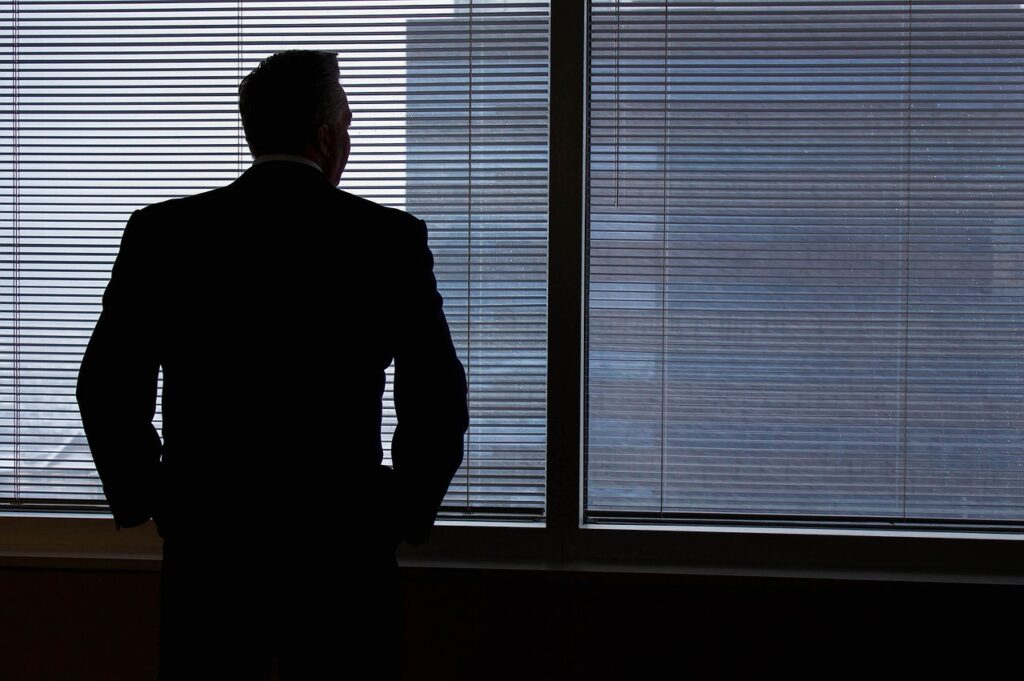 テレビを近くで見ると健康に影響はあるの？