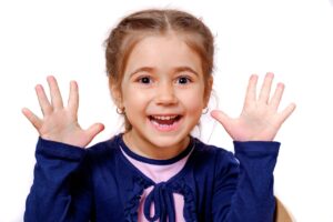 子供の視力低下を防ぐための早寝早起きの効果とは？