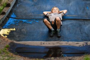 子供の視力トレーニングに最適なタイミングは夜？