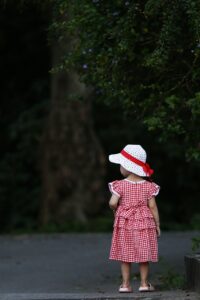 子供の近視進行を防止するために知っておくべきことは？