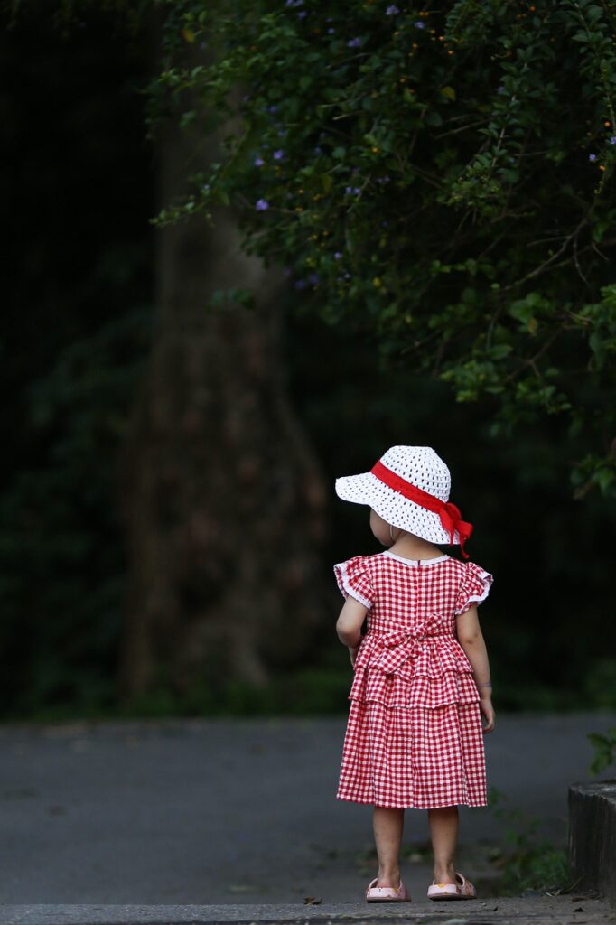 子供の近視進行を防止するために知っておくべきことは？