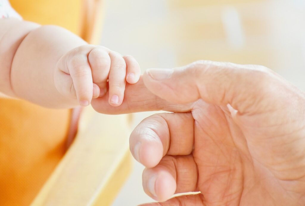 子供の視力低下は遺伝の影響があるのか？