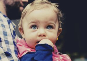 子供の目を休憩させるにはどれくらいの時間が必要ですか？
